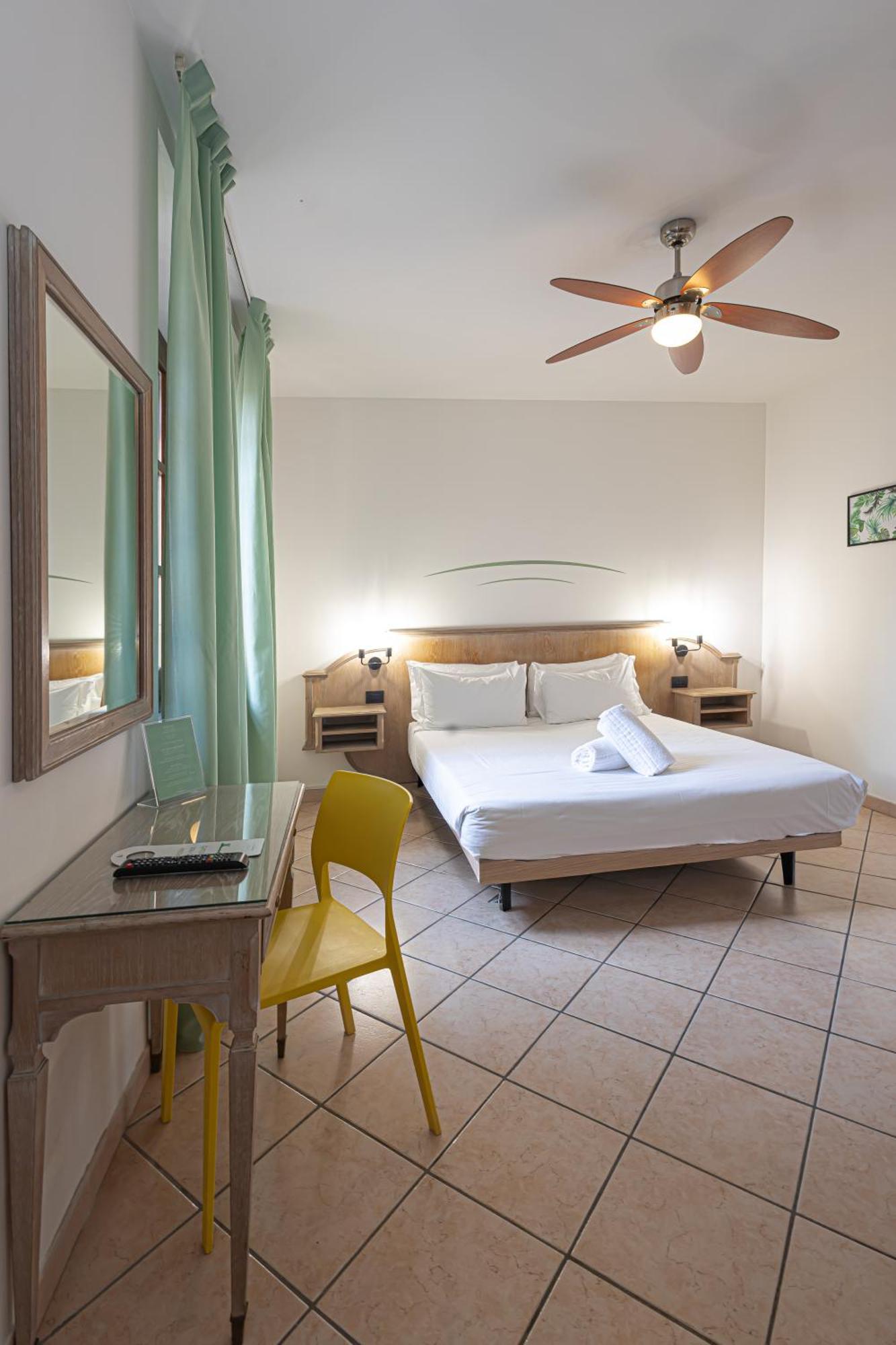 Hotel Tornielli 9 By Lvg Hotel Collection Novara Zewnętrze zdjęcie