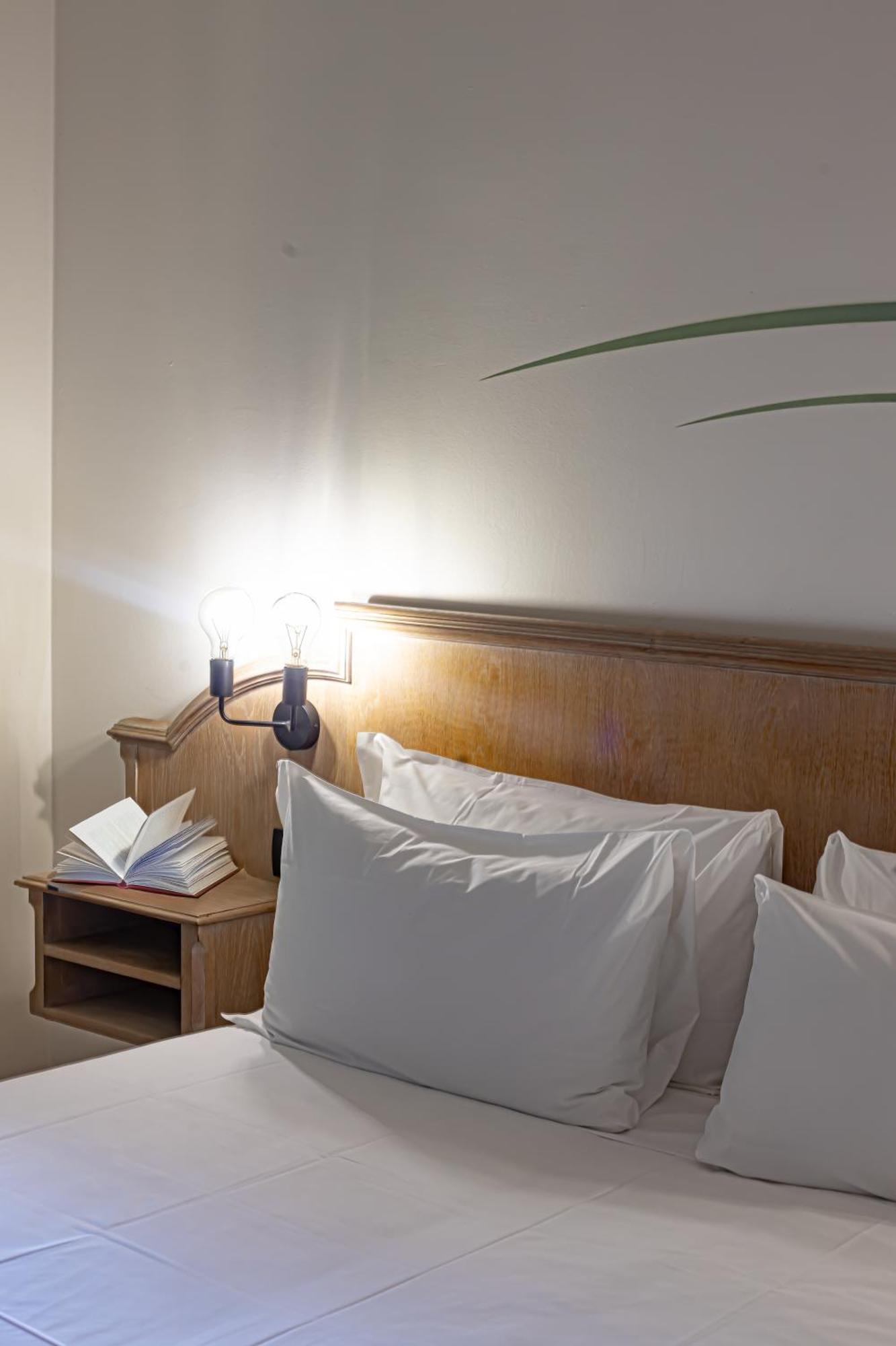 Hotel Tornielli 9 By Lvg Hotel Collection Novara Zewnętrze zdjęcie