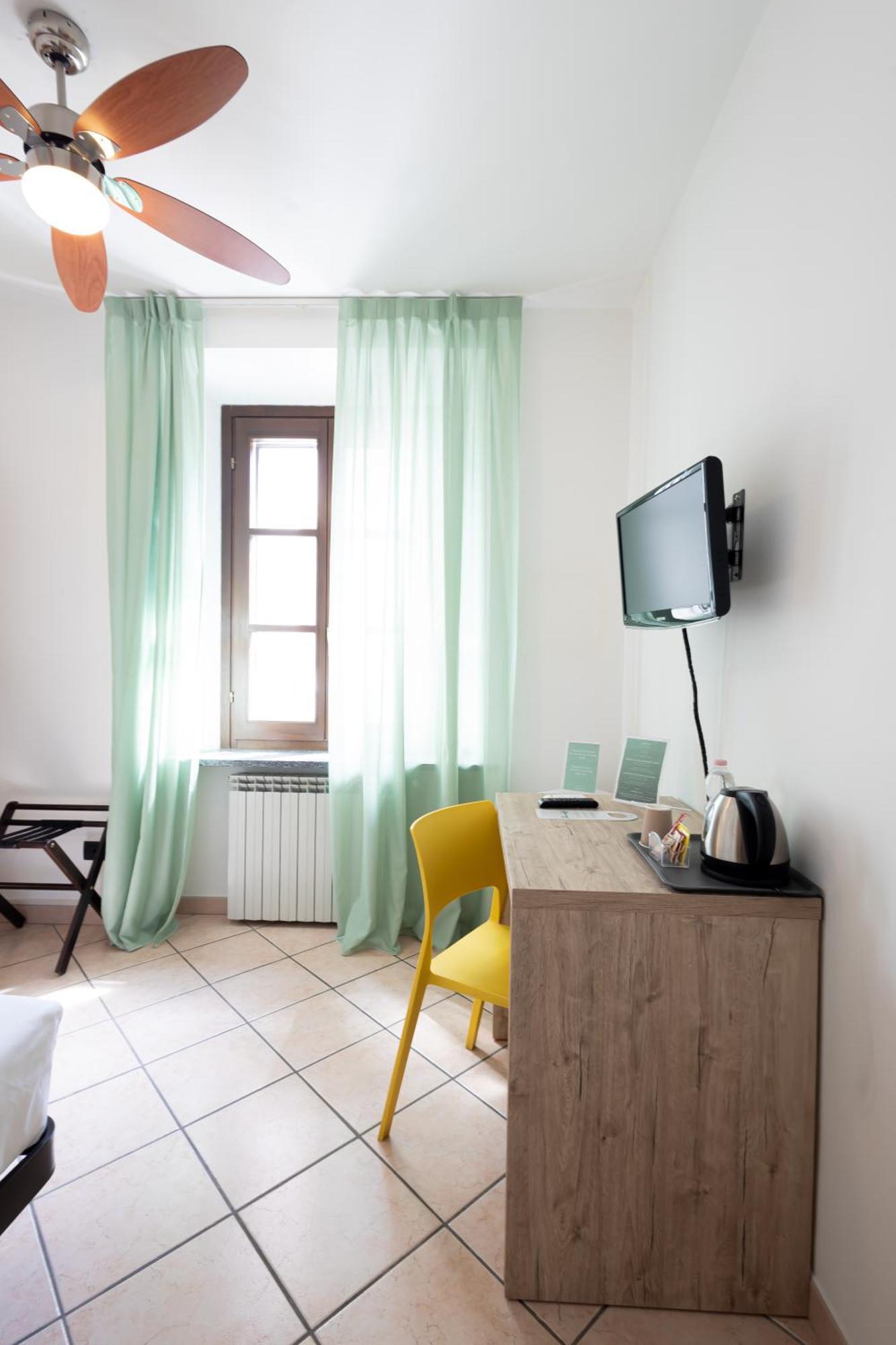 Hotel Tornielli 9 By Lvg Hotel Collection Novara Zewnętrze zdjęcie