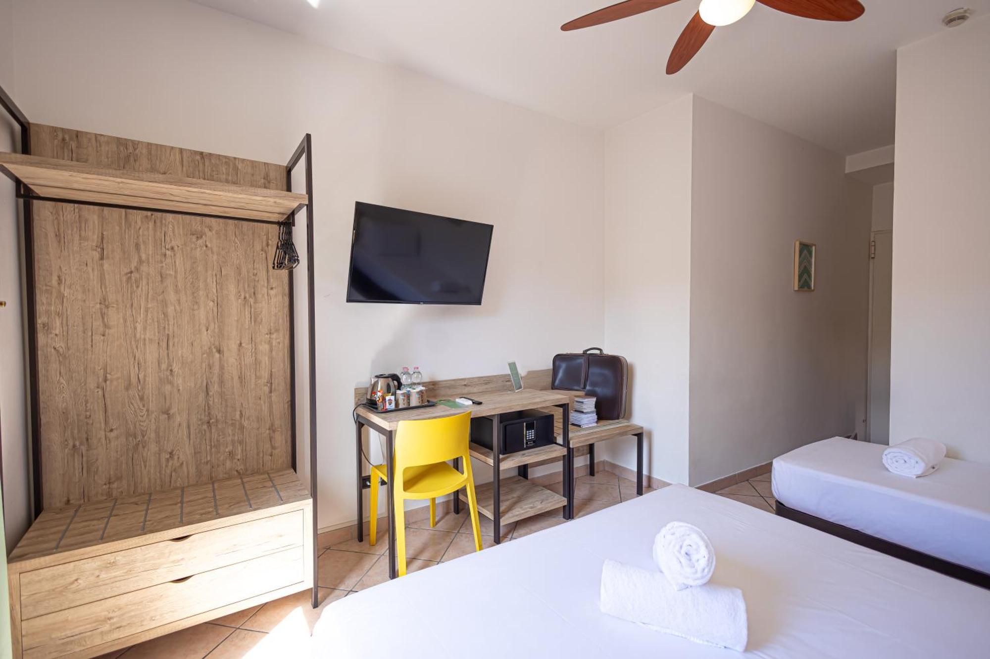 Hotel Tornielli 9 By Lvg Hotel Collection Novara Zewnętrze zdjęcie